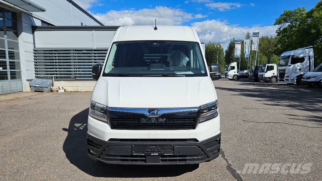 MAN TGE 5.160 Altas Coach Bus 16+1 RWD Väikebussid