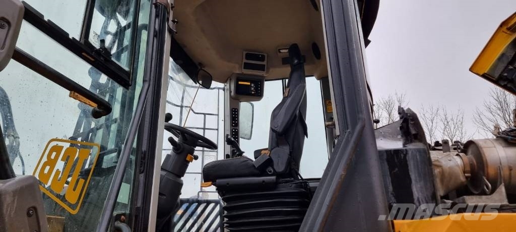 JCB 427 Agri Cargadoras sobre ruedas