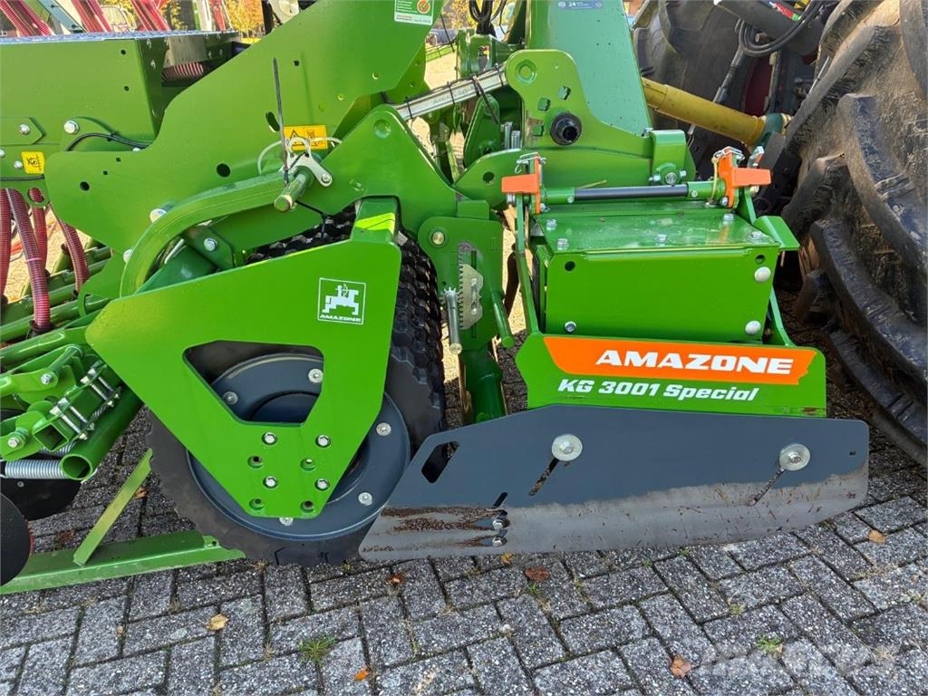 Amazone KG 3001 Spezial +Centaya 3000 Kultivátory