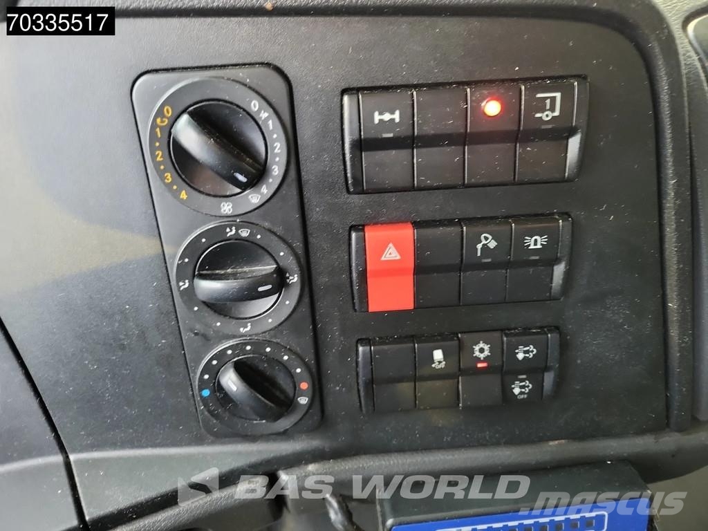Mercedes-Benz Atego 818 Atego 4X2 8tonner 1500kg Ladeborwand Aut Camiones con caja de remolque