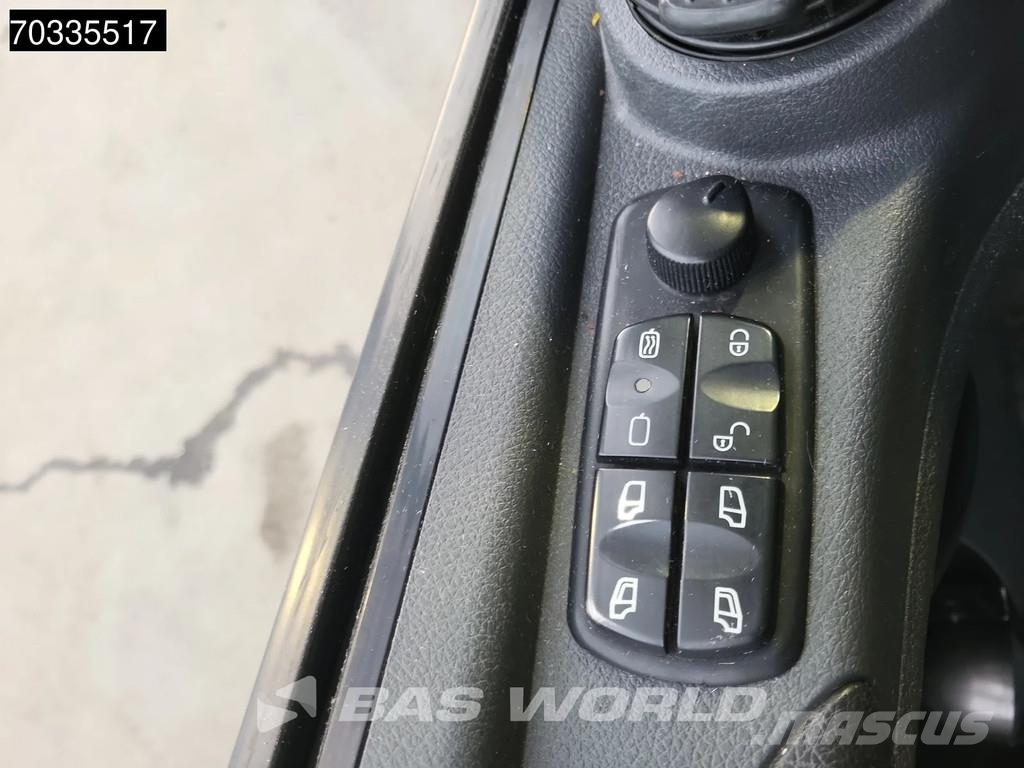 Mercedes-Benz Atego 818 Atego 4X2 8tonner 1500kg Ladeborwand Aut Camiones con caja de remolque