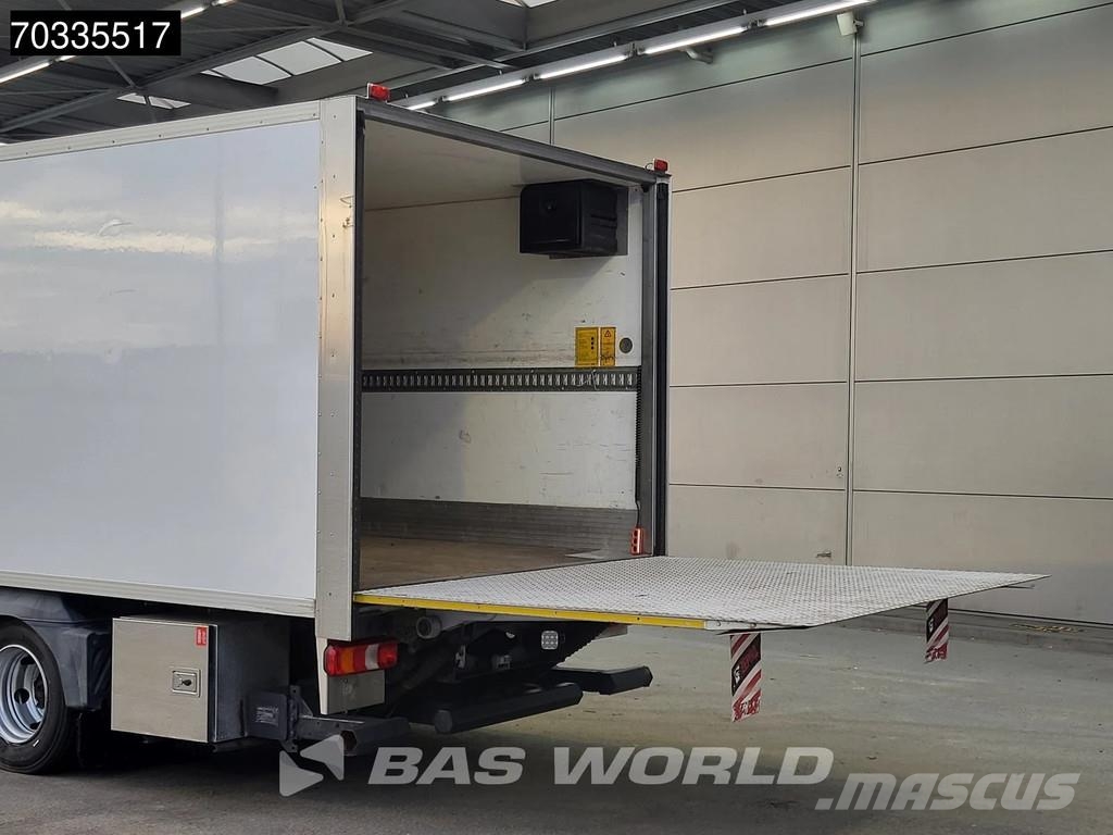 Mercedes-Benz Atego 818 Atego 4X2 8tonner 1500kg Ladeborwand Aut Camiones con caja de remolque