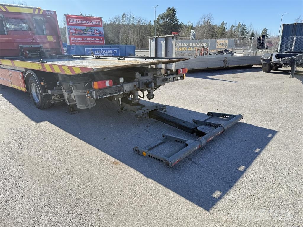 DAF LF 210 FA 4X2 Vehículos de reciclaje