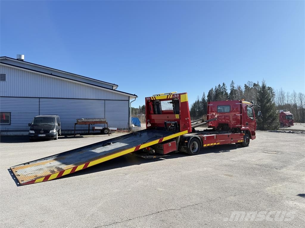 DAF LF 210 FA 4X2 Vehículos de reciclaje