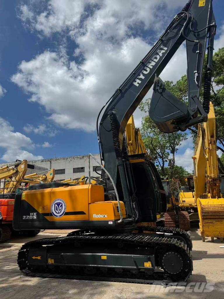 Hyundai HX220S Bageri guseničari