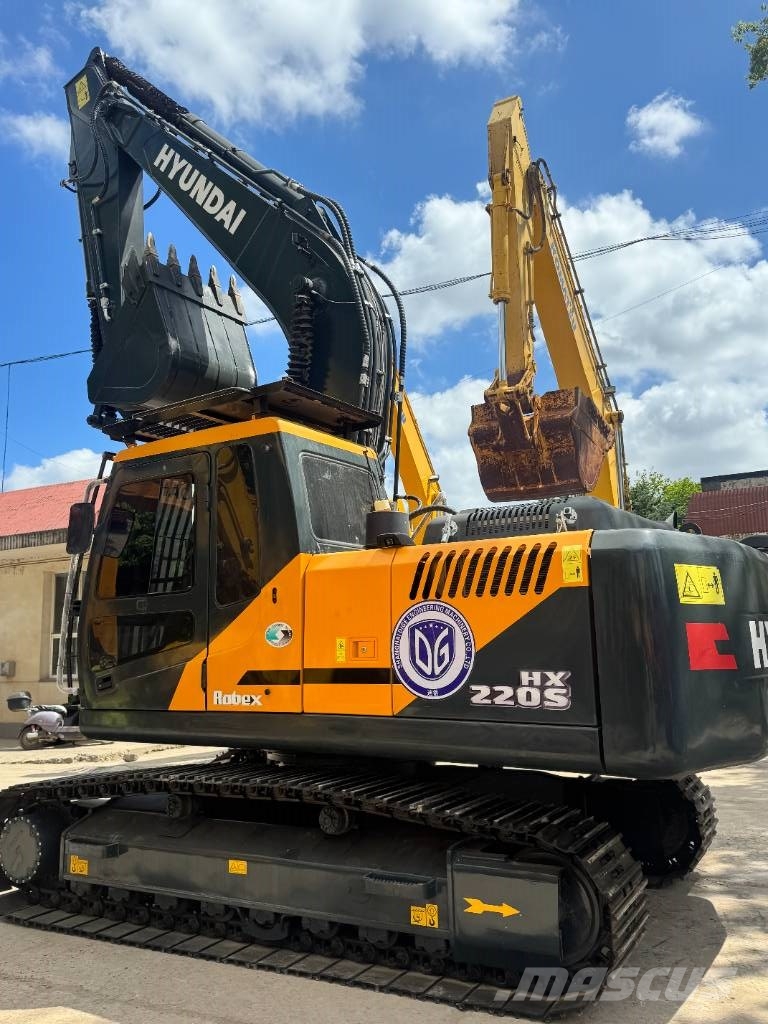 Hyundai HX220S Bageri guseničari