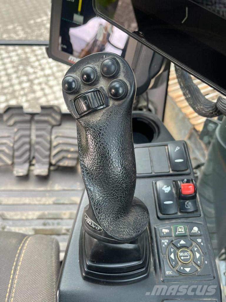 Volvo EC230 Electric 100% Electric Lánctalpas kotrók