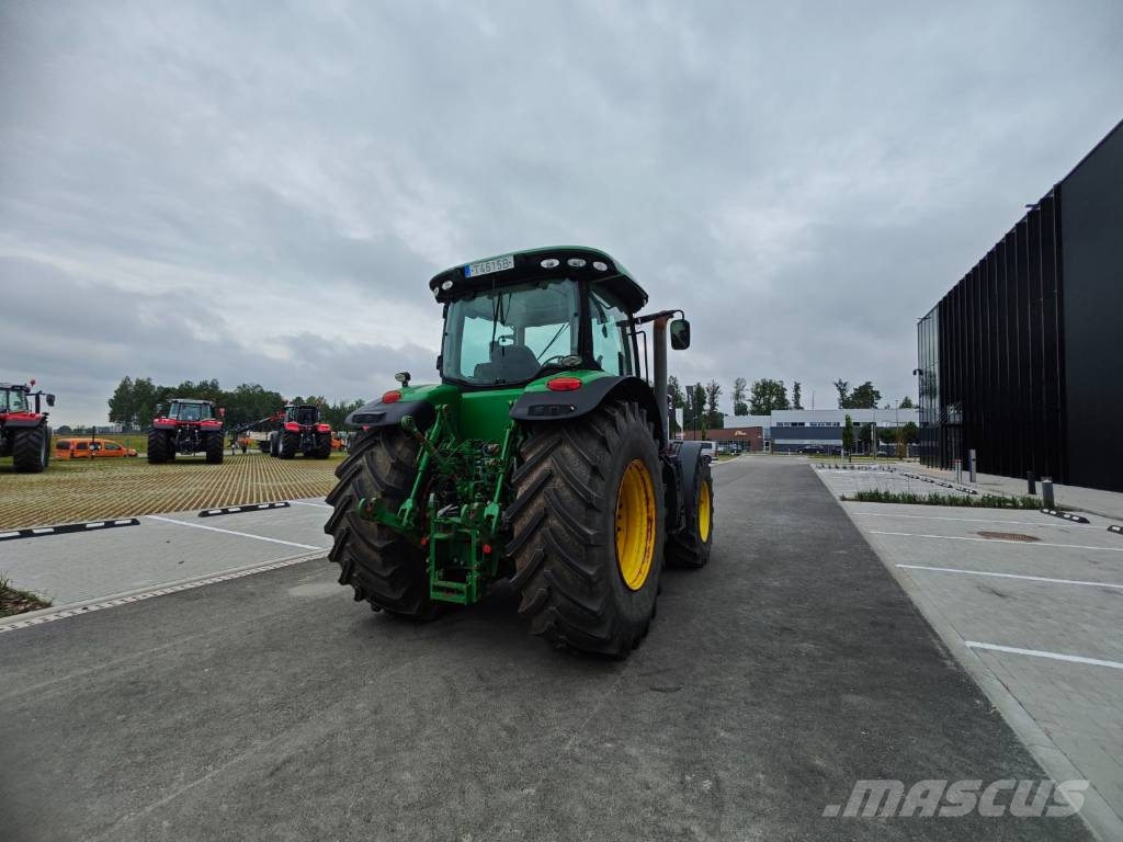 John Deere 7260 R Tractoren