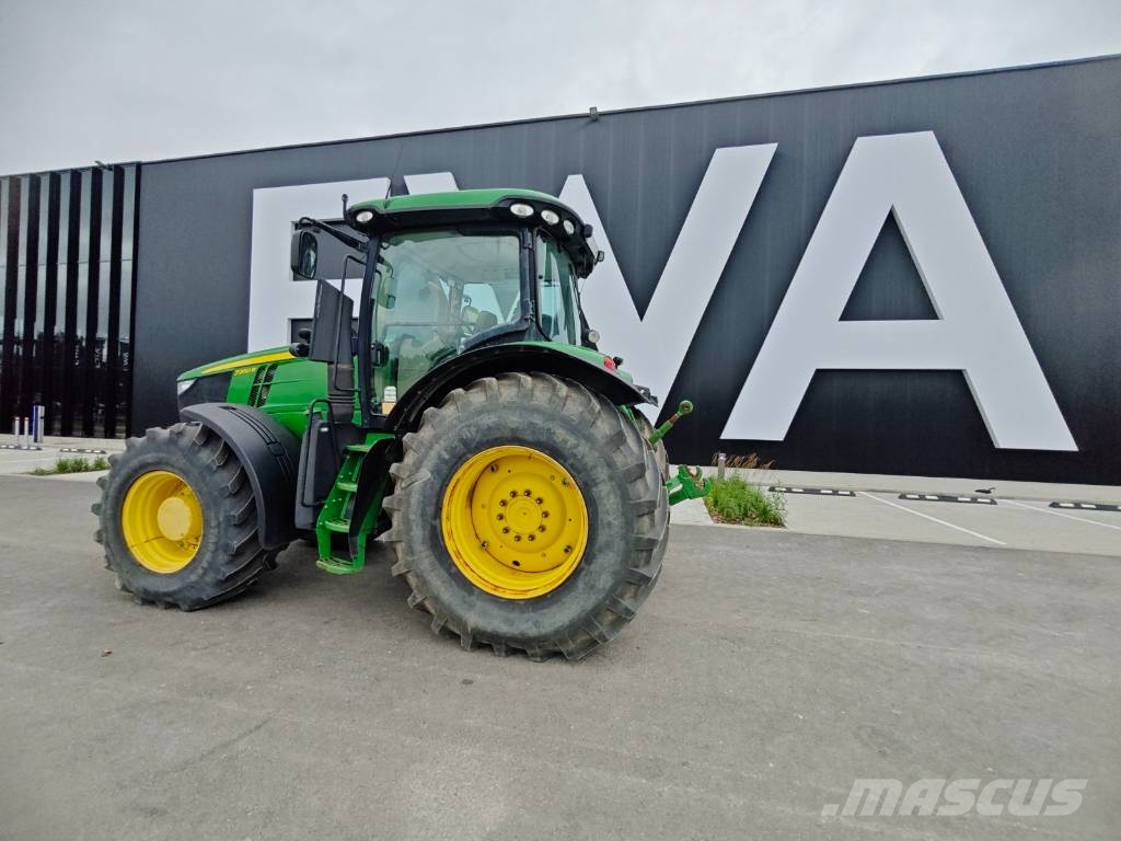 John Deere 7260 R Tractoren