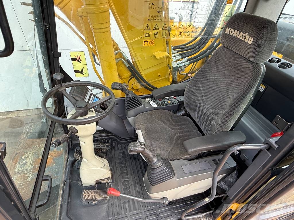 Komatsu PW160-8 - Triple Boom / Blade / Hammer Lines Bagri na kolesih