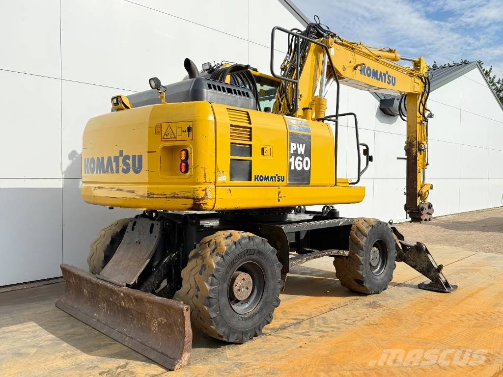 Komatsu PW160-8 - Triple Boom / Blade / Hammer Lines Bagri na kolesih