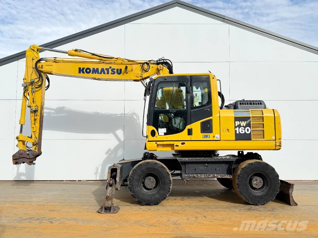 Komatsu PW160-8 - Triple Boom / Blade / Hammer Lines Bagri na kolesih