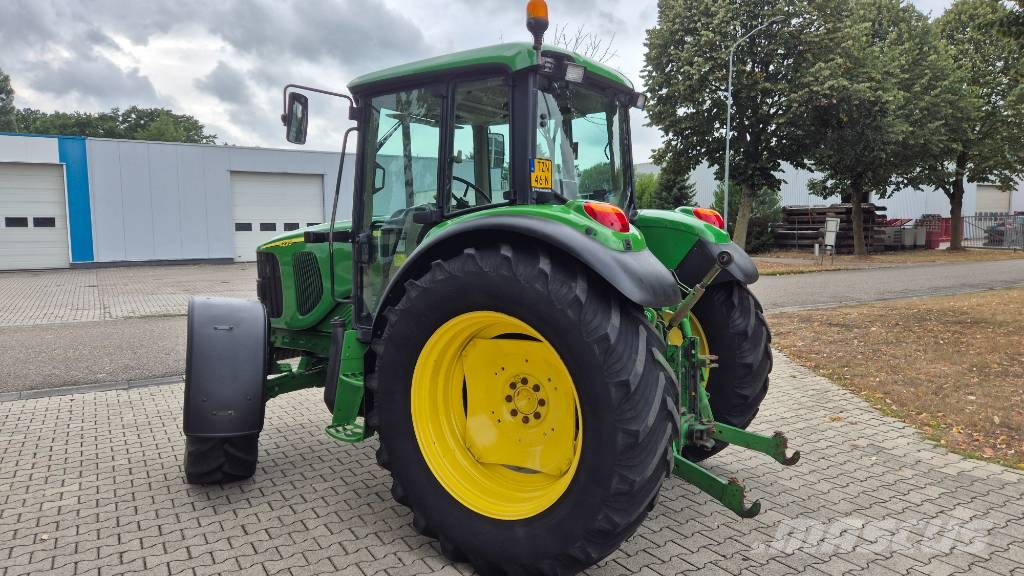 John Deere 6220 SE PowerQuad Tractoren