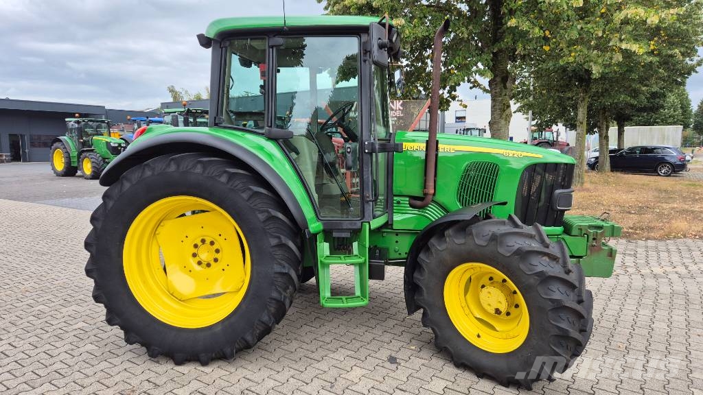 John Deere 6220 SE PowerQuad Tractoren