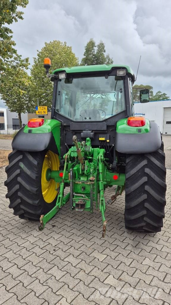 John Deere 6220 SE PowerQuad Tractoren
