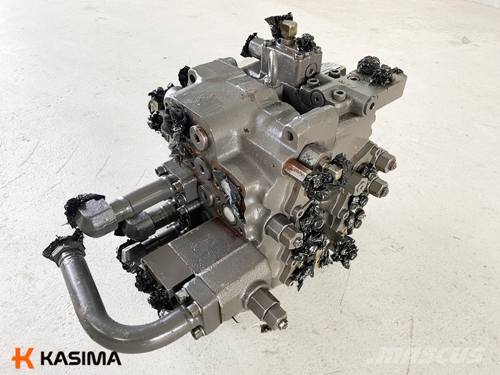 Volvo EC 240 LC hydraulic distributor Hidravlika