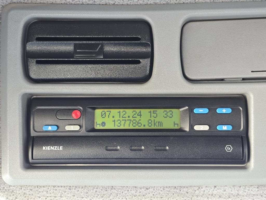 Mercedes-Benz Axor 1833 Camiones chasis