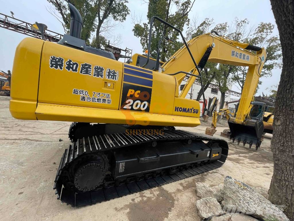 Komatsu PC 200 Kāpurķēžu ekskavatori