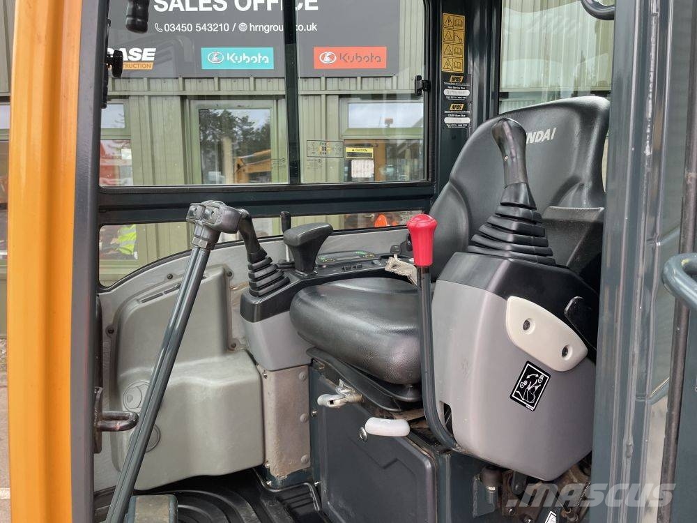 Hyundai R25Z-9 AK Mini bageri <7t