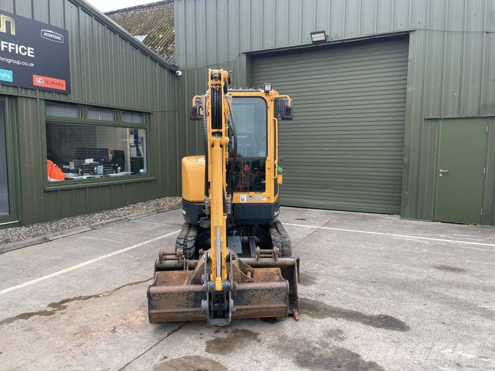 Hyundai R25Z-9 AK Mini bageri <7t