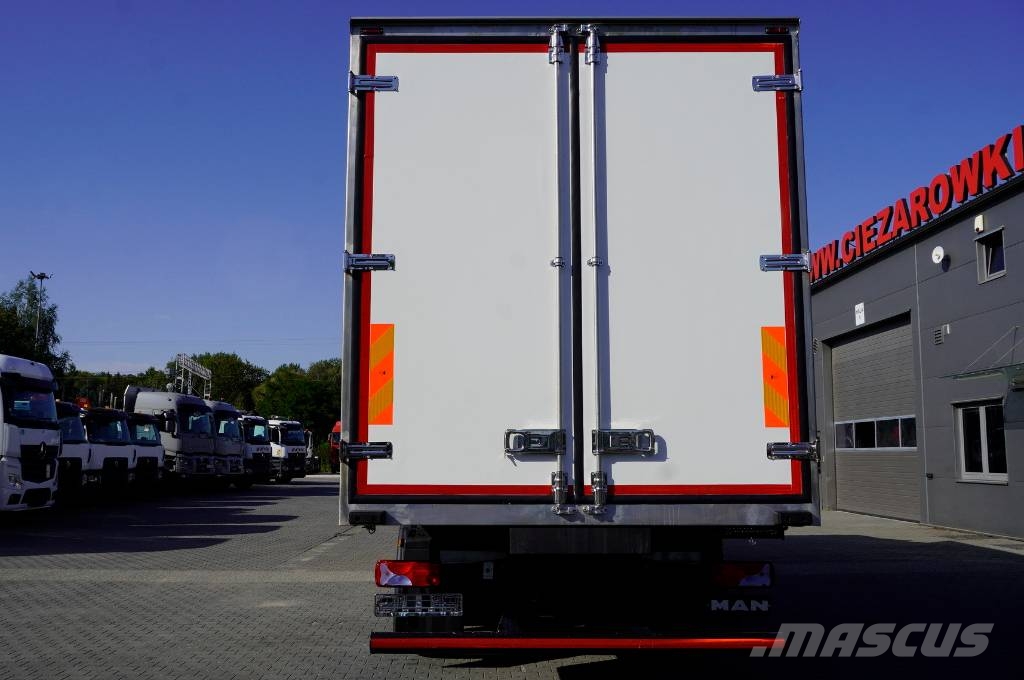 MAN TGX 26.510 6×2-4 / refriger. truck + trailer شاحنات بدرجة حرارة قابلة للضبط