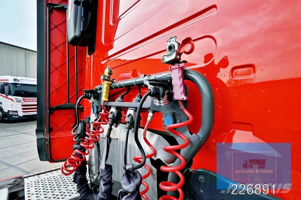 Scania R580 V8 Retarder | Euro 6 | 2017 | 925.000 km | Lu Camiones tractor
