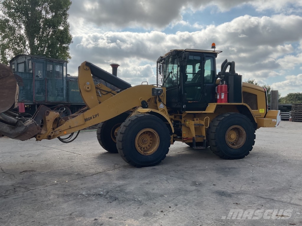 CAT 938M Radlader