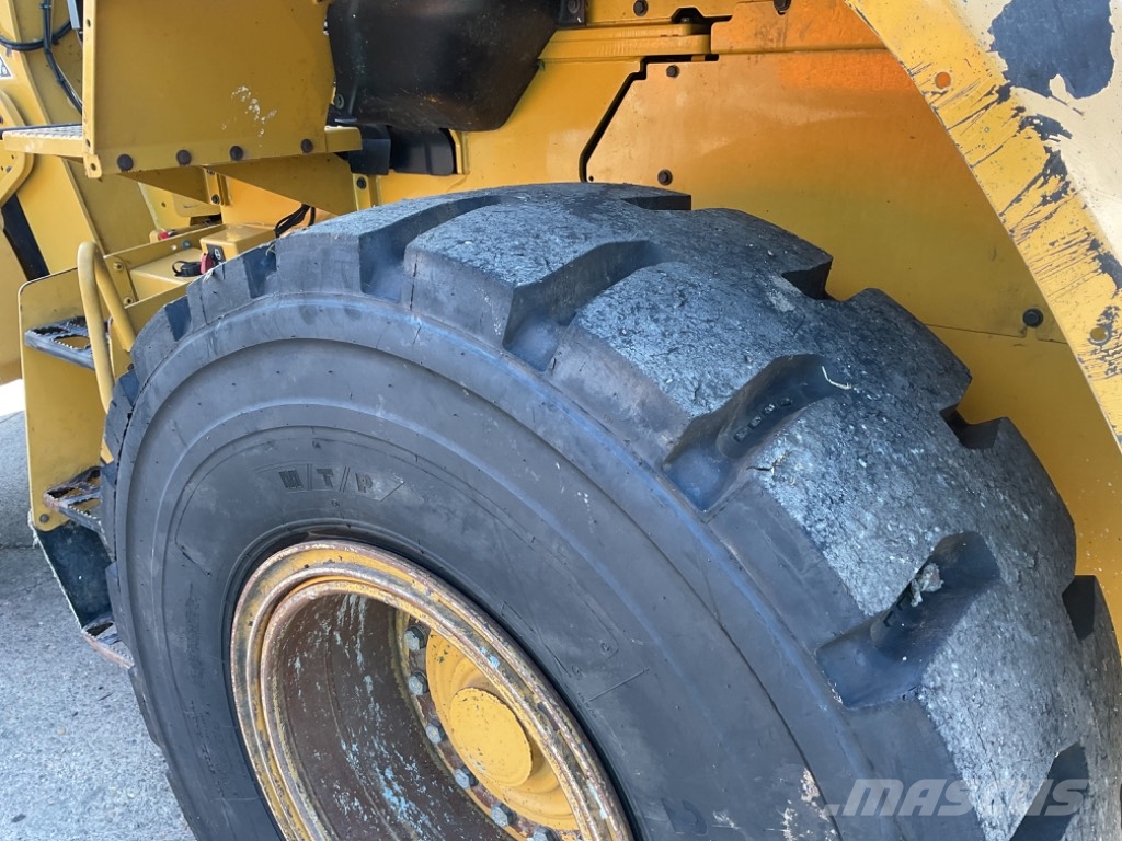 CAT 938M Radlader