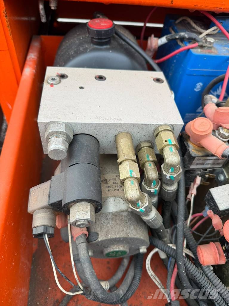 Dingli JCPT 0607 DCS رافعات مقصية الشكل