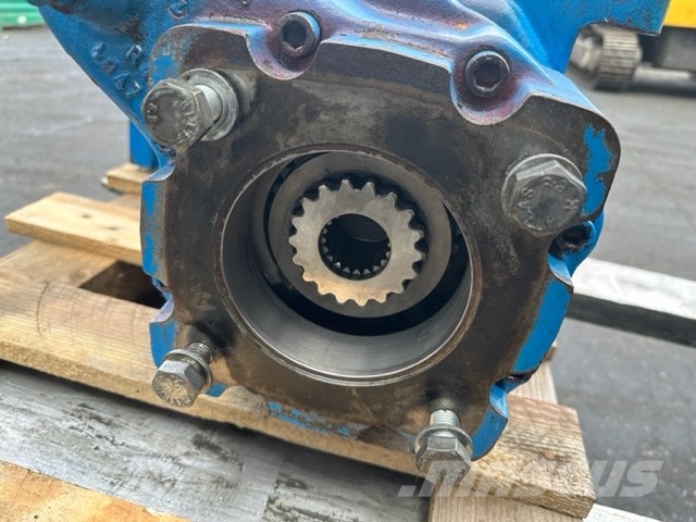 Fuchs MHL 330 TRANSMISSION Převodovka