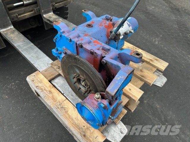 Fuchs MHL 330 TRANSMISSION Převodovka
