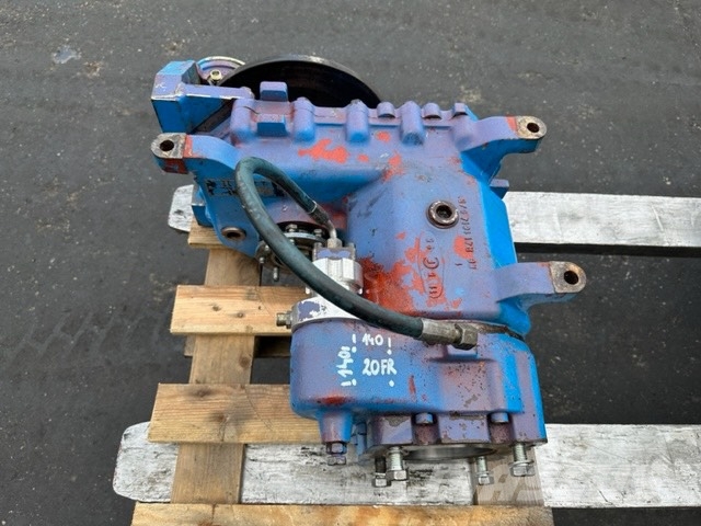 Fuchs MHL 330 TRANSMISSION Převodovka