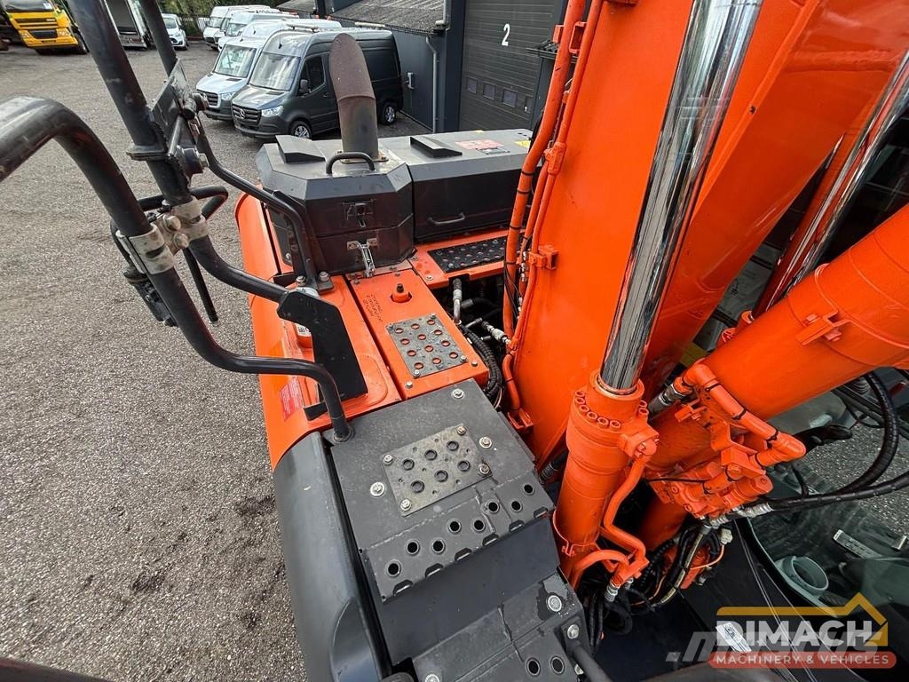 Hitachi ZX140W-6 SMP tiltrotator with grapple - air condit Escavadeiras especiais