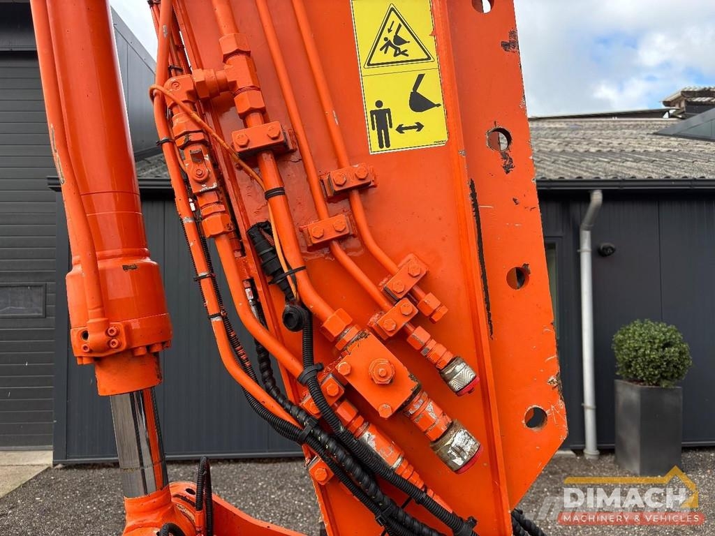 Hitachi ZX140W-6 SMP tiltrotator with grapple - air condit Escavadeiras especiais
