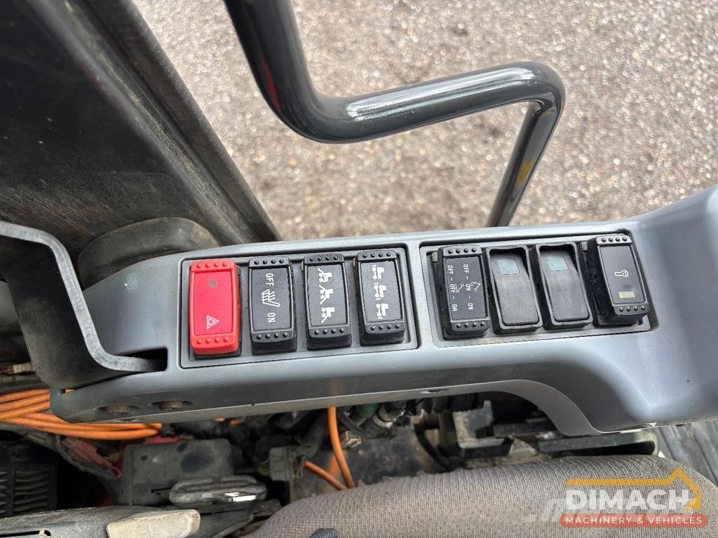 Hitachi ZX140W-6 SMP tiltrotator with grapple - air condit Escavadeiras especiais