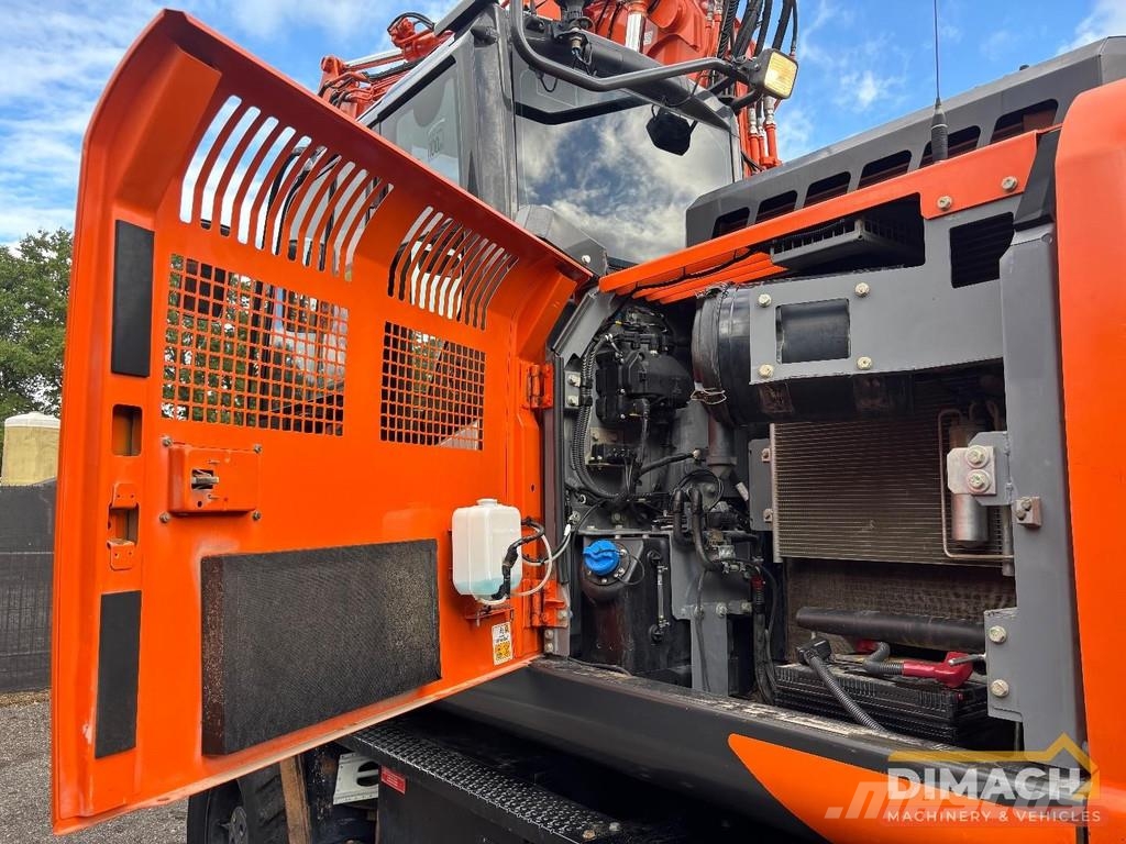 Hitachi ZX140W-6 SMP tiltrotator with grapple - air condit Escavadeiras especiais