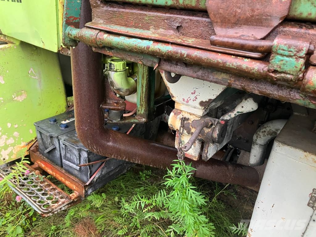Volvo N 10 Savivarčių priekabų vilkikai