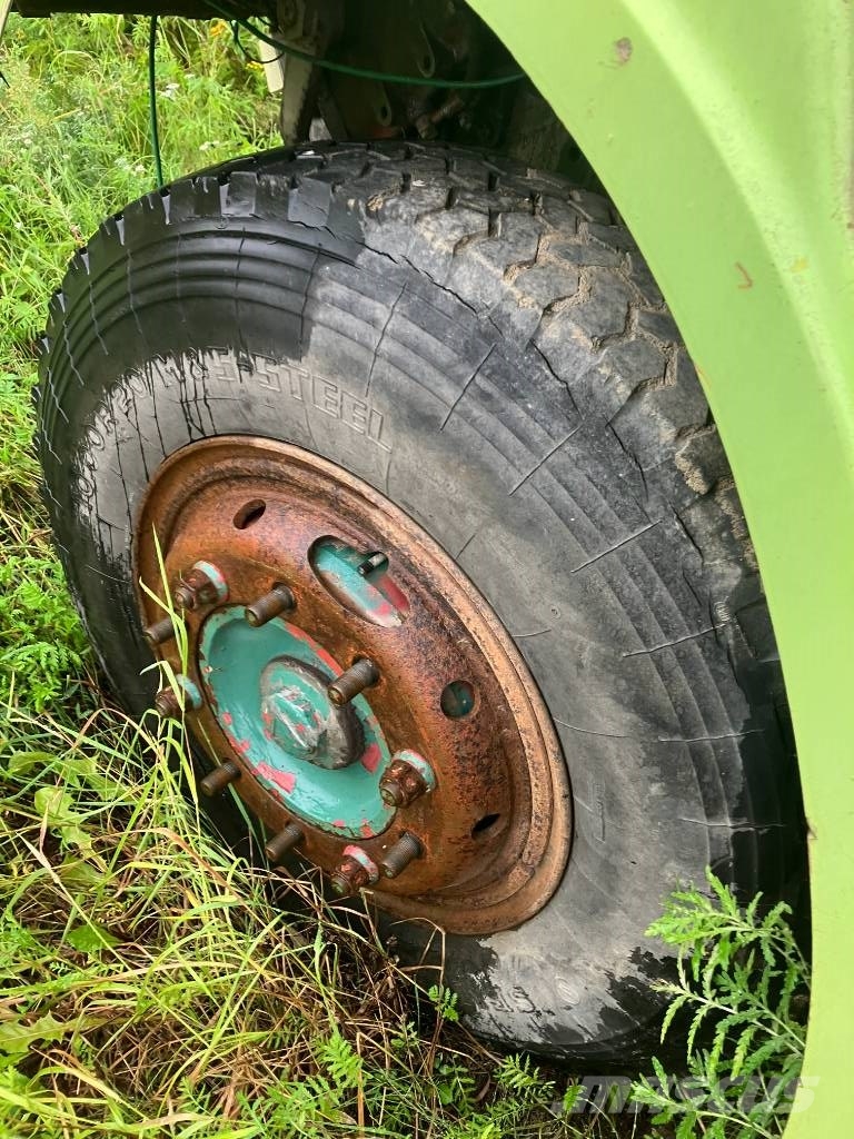 Volvo N 10 Savivarčių priekabų vilkikai