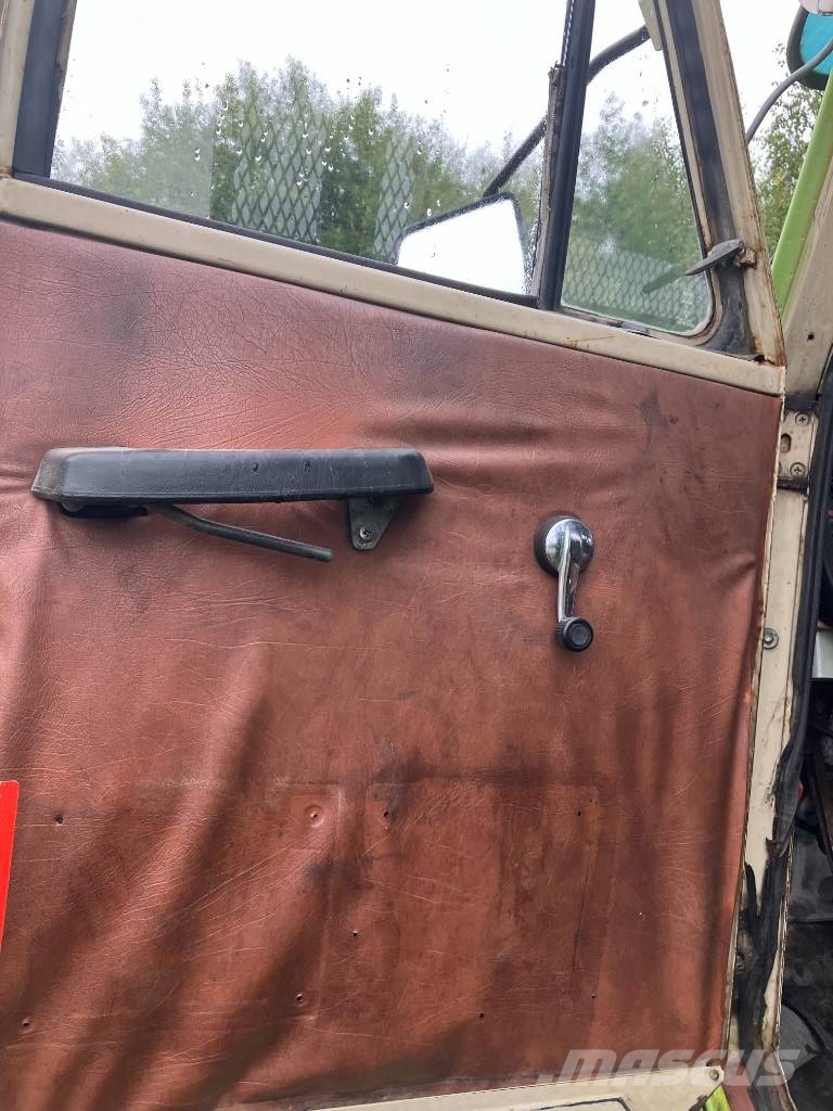 Volvo N 10 Savivarčių priekabų vilkikai