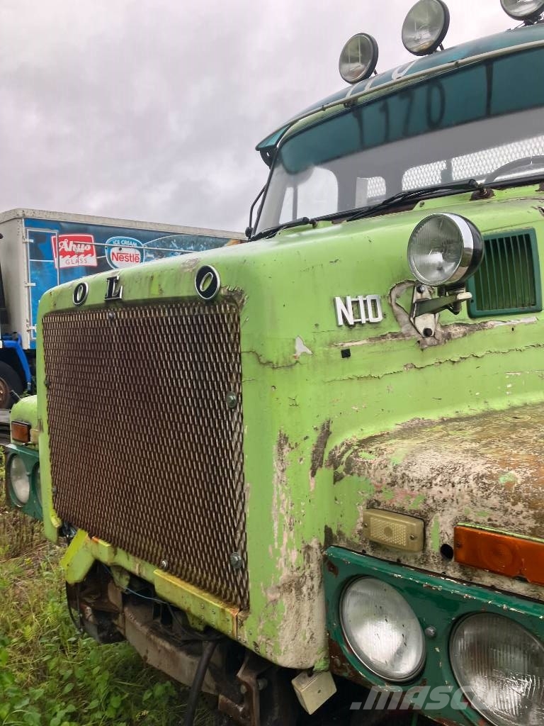 Volvo N 10 Savivarčių priekabų vilkikai