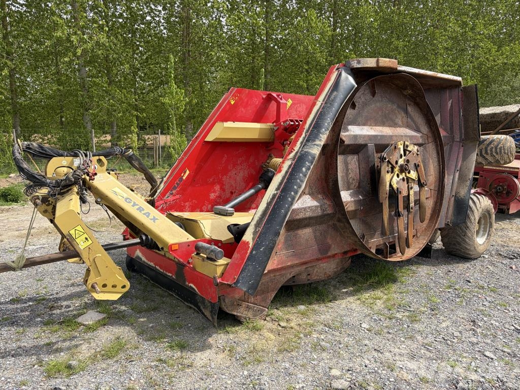 Gyrax G541 Drviče