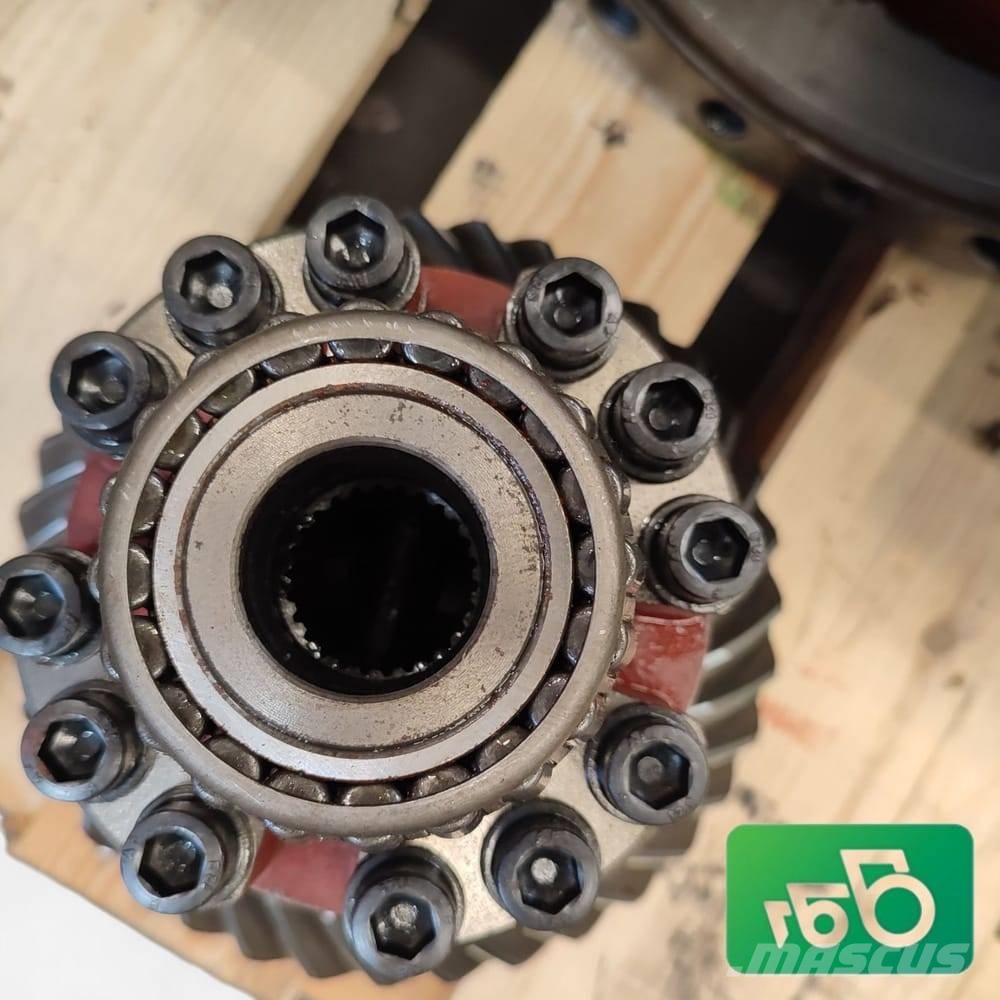 John Deere 6910 Differential 17x36 ZF AS-2060 AL118199 Převodovka