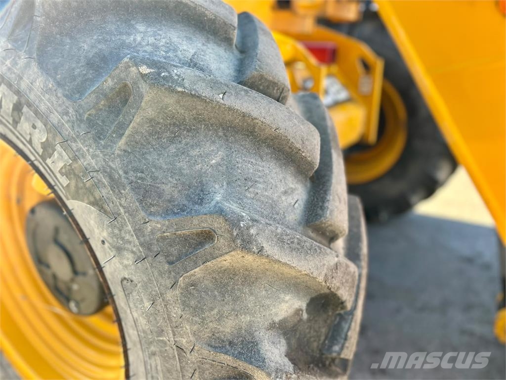 JCB 535-95 KUROTTAJA Teleszkópos rakodók
