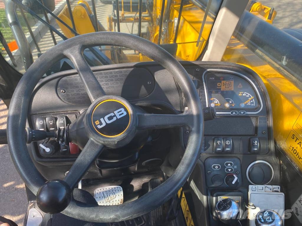 JCB 535-125 Teleskoplader