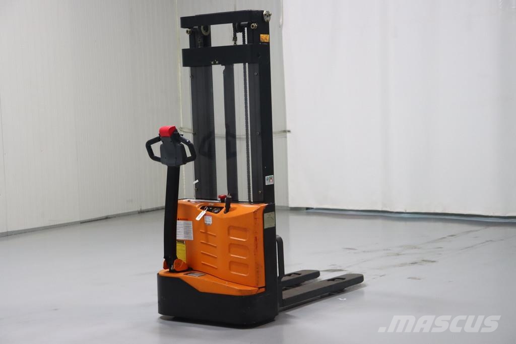 Hangcha CDD10-EMM Pedestrian stackers