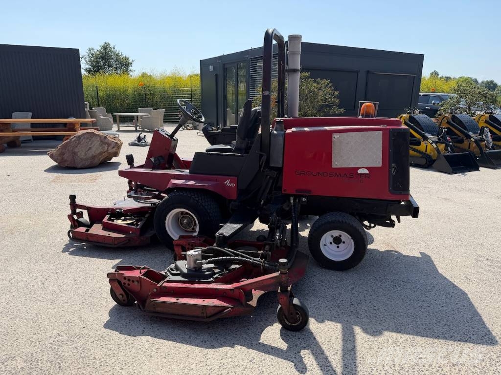 Toro Groundmaster 4000D ركوب الحشائش