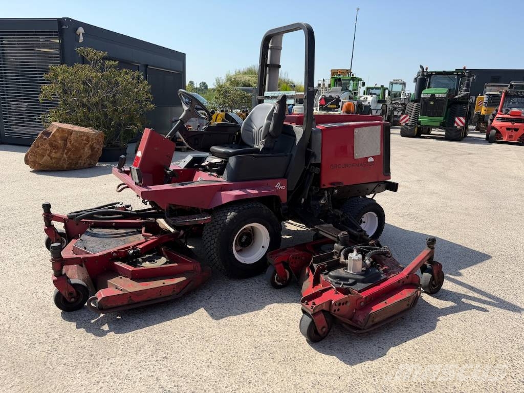 Toro Groundmaster 4000D ركوب الحشائش