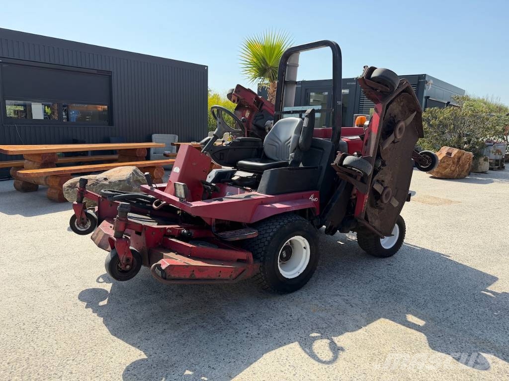 Toro Groundmaster 4000D ركوب الحشائش