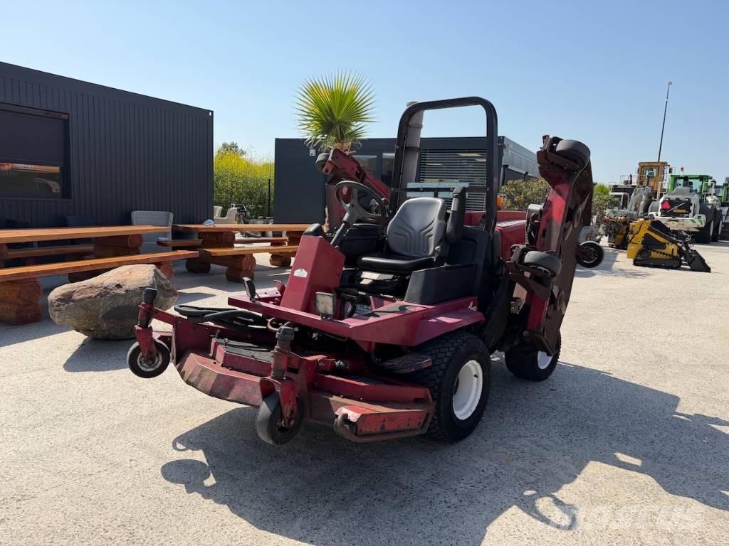 Toro Groundmaster 4000D ركوب الحشائش