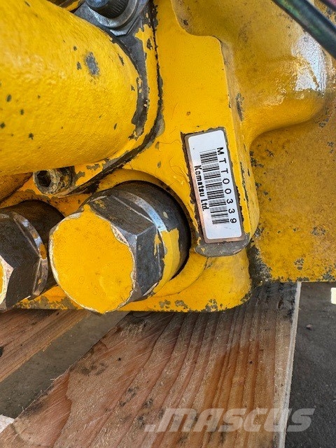 Komatsu PC 600 LC-8 USED PARTS Lánctalpas kotrók